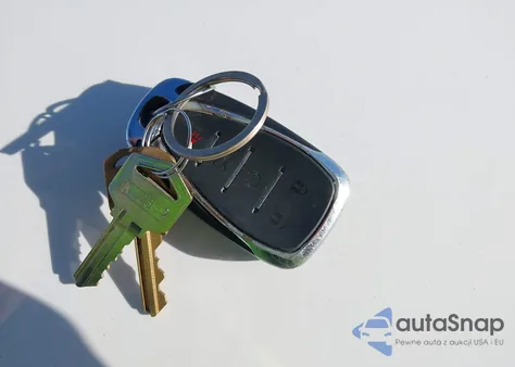 2018 Chevrolet Malibu Lt из США, поврежденный, VIN 1G1ZD5ST2JF158069